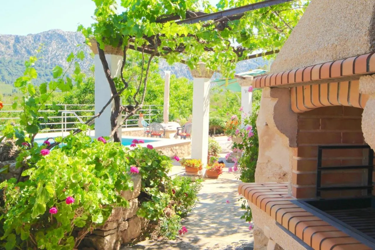 Villa Frares By Sealand Villas Pollenca